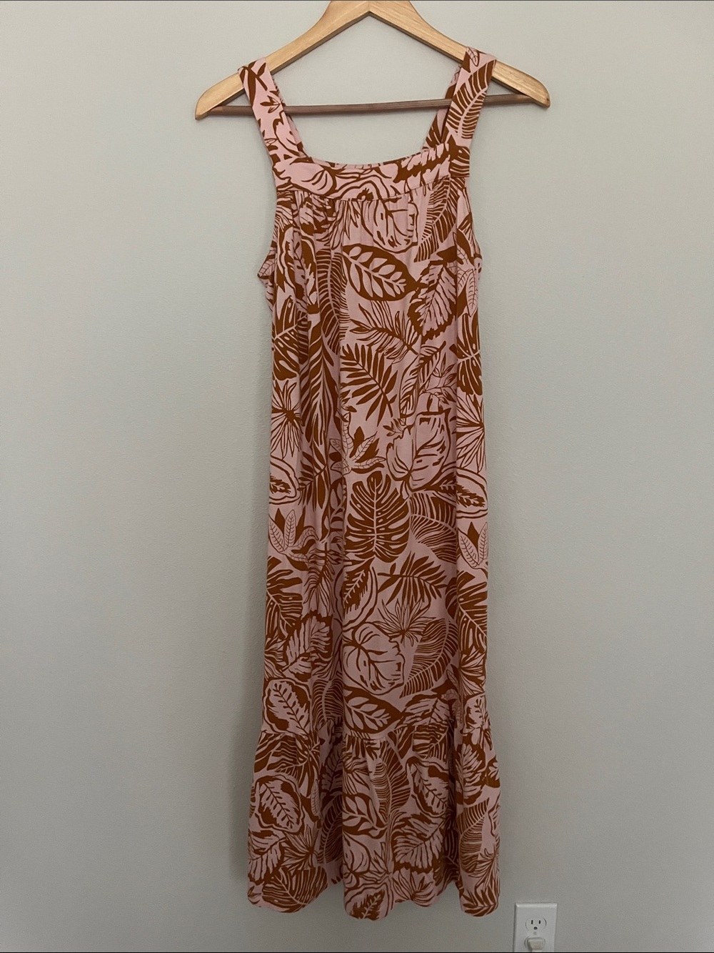 Koolaburra Pink Maxi Dress with Brown Tropical Leaf Print